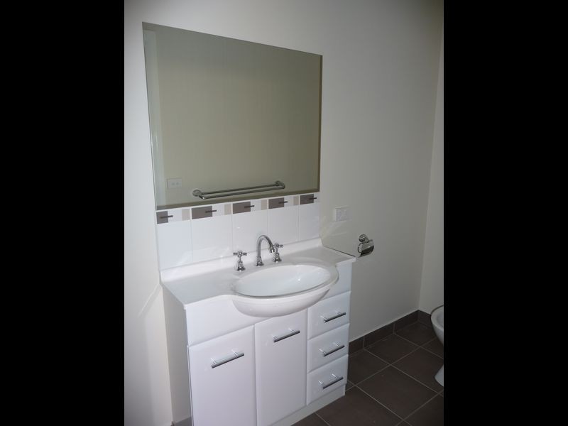 1/61 David Street North, Knoxfield VIC 3180