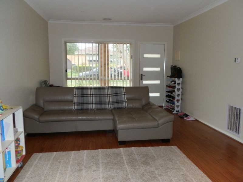 1/61 David Street North, Knoxfield VIC 3180