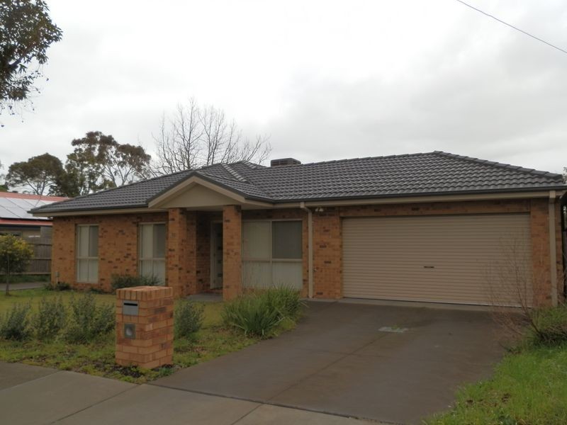 1/61 David Street North, Knoxfield VIC 3180