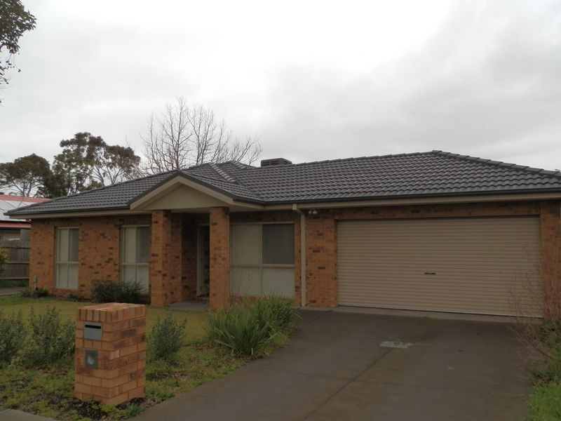 1/61 David Street North, Knoxfield VIC 3180
