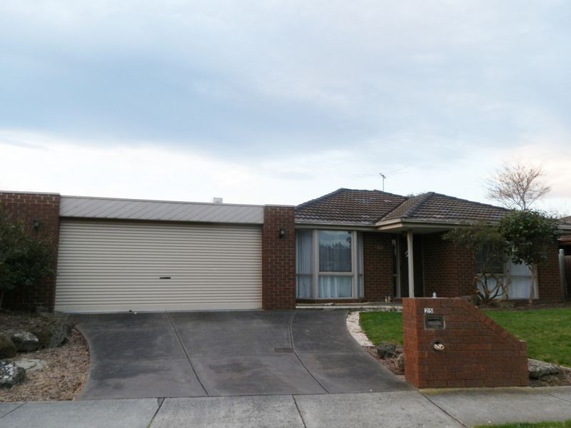25 Lakesfield Drive, Lysterfield VIC 3156