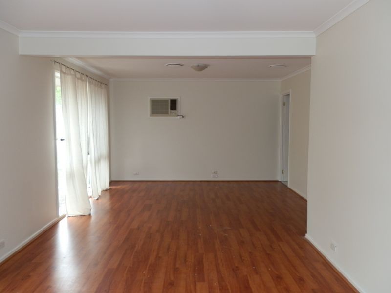 25 Lakesfield Drive, Lysterfield VIC 3156