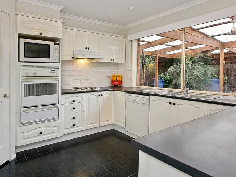 13 Liddamore Court, Rowville VIC 3178