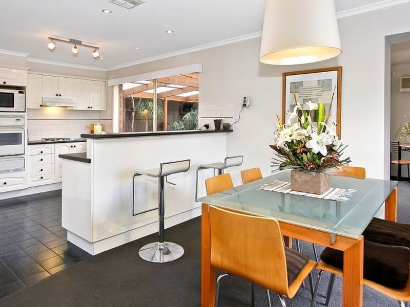 13 Liddamore Court, Rowville VIC 3178