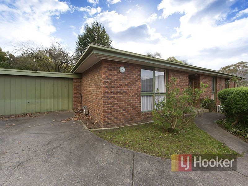 2/11 Francis Crescent, Ferntree Gully VIC 3156