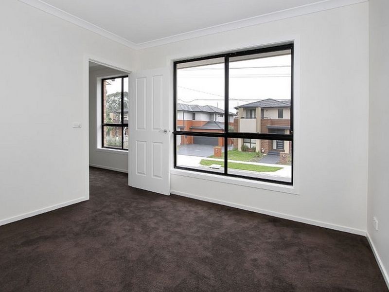 1/5 Lakeview Avenue, Rowville VIC 3178