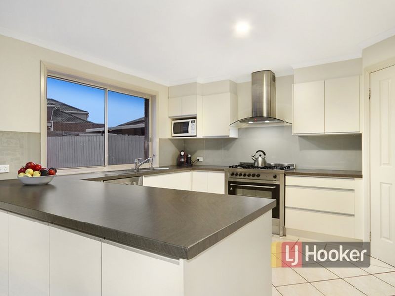 47 Fairway Drive, Rowville VIC 3178