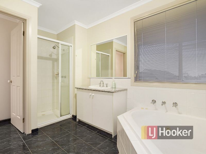 47 Fairway Drive, Rowville VIC 3178