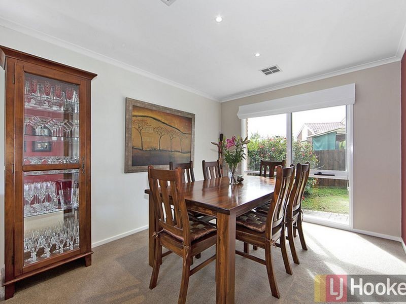 47 Buckingham Drive, Rowville VIC 3178