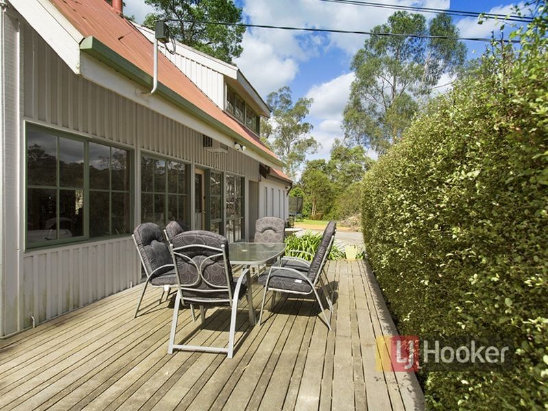 84 McNicol Road, Tecoma VIC 3160