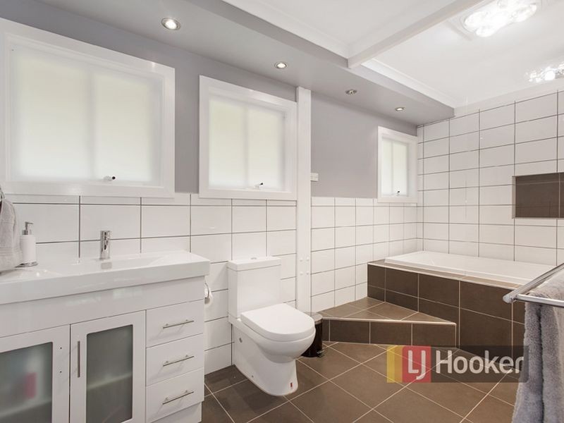 84 McNicol Road, Tecoma VIC 3160