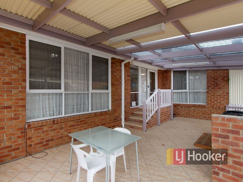 99 Pitfield Crescent, Rowville VIC 3178