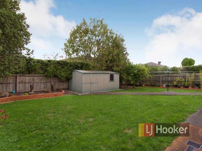 99 Pitfield Crescent, Rowville VIC 3178