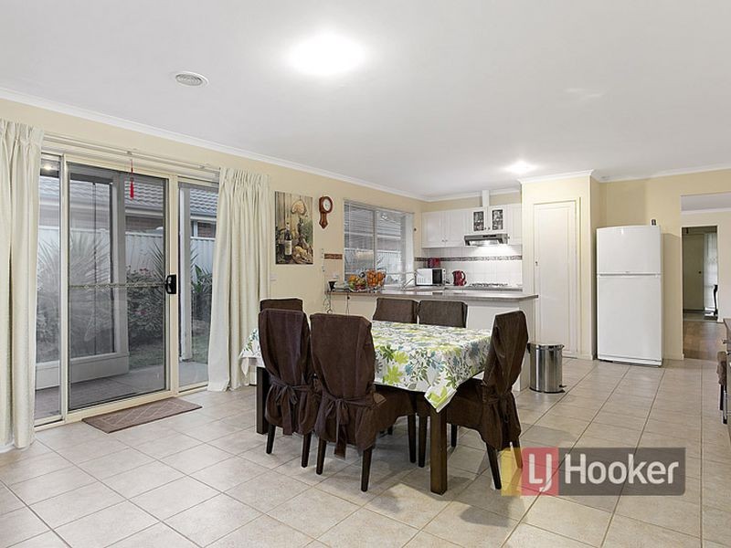 5 Heathwood Close, Craigieburn VIC 3064
