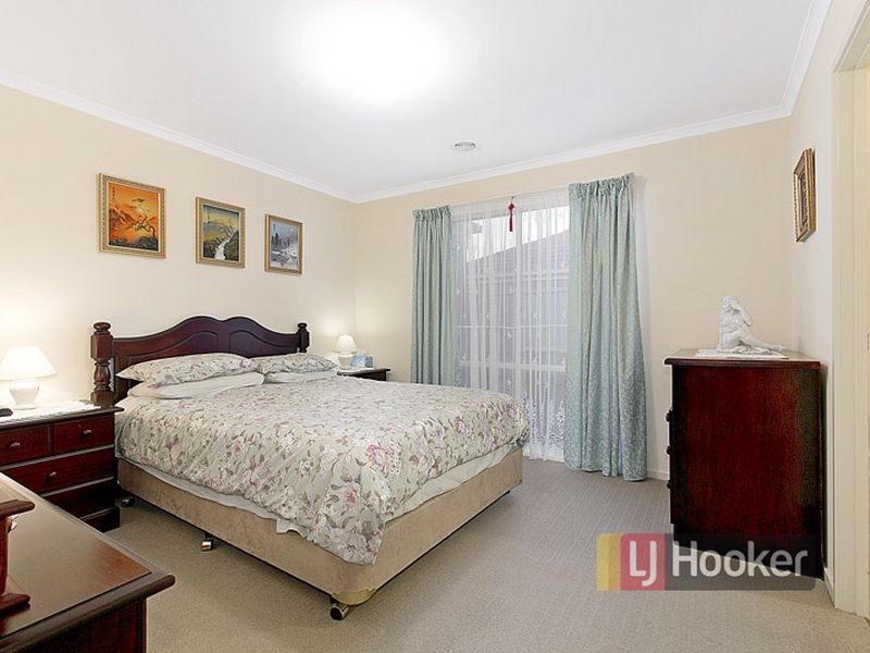 5 Heathwood Close, Craigieburn VIC 3064