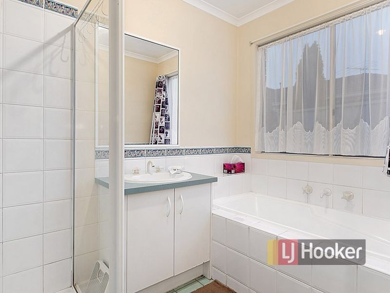 5 Heathwood Close, Craigieburn VIC 3064