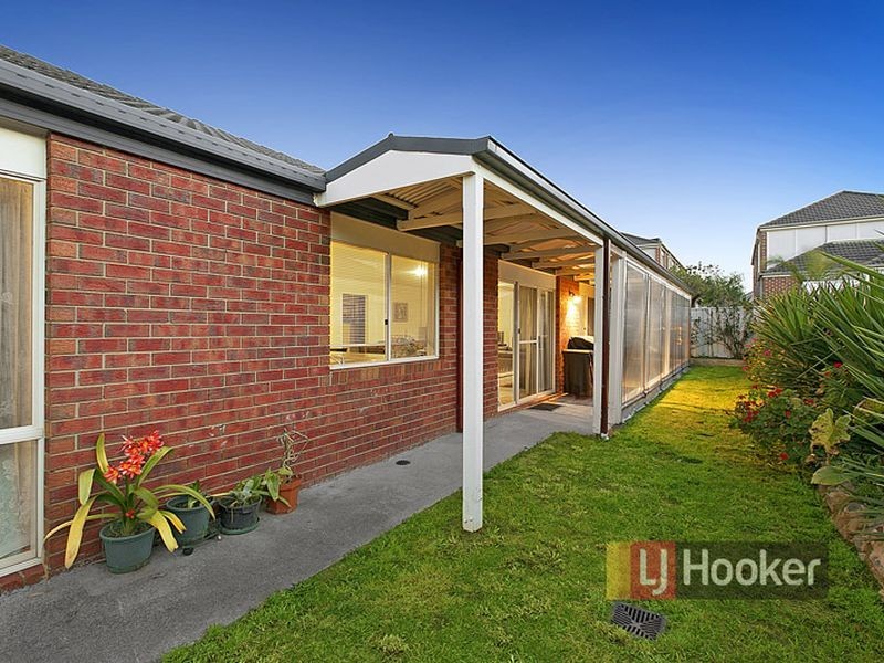 5 Heathwood Close, Craigieburn VIC 3064