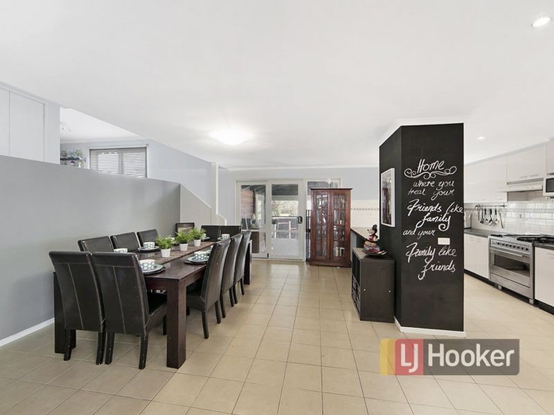 35 George Knox Drive, Rowville VIC 3178