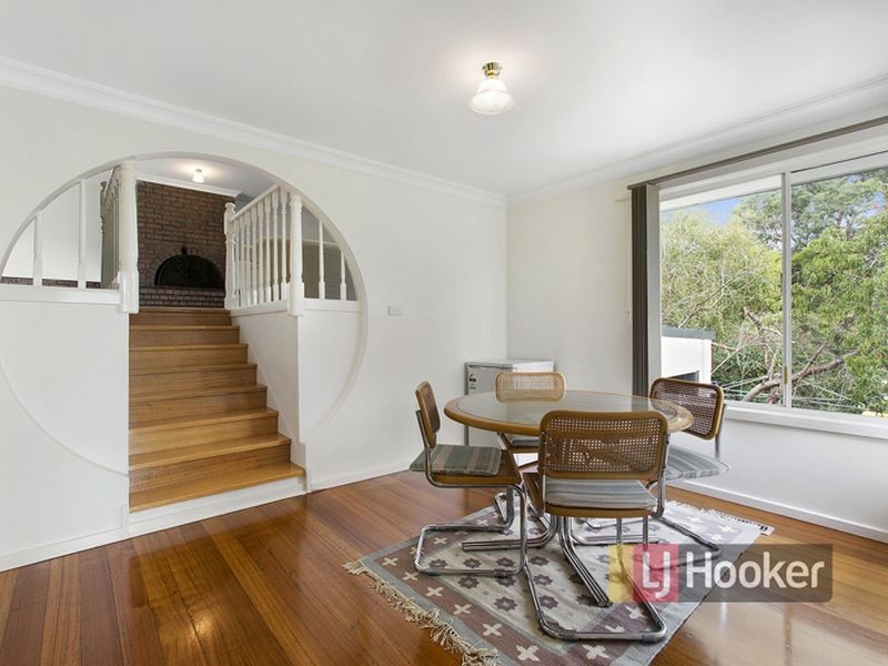 8 Leitch Street, Ferntree Gully VIC 3156