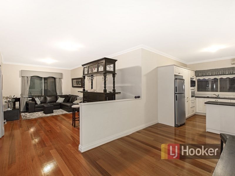 35 Grange Drive, Lysterfield VIC 3156