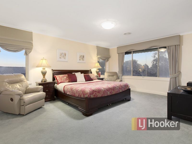 35 Grange Drive, Lysterfield VIC 3156