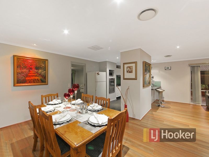 4 Hampshire Court, Rowville VIC 3178