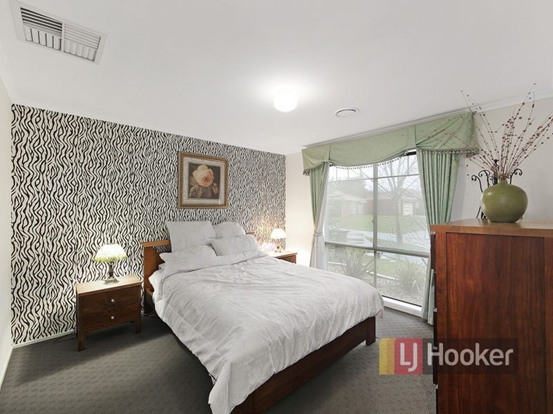 4 Hampshire Court, Rowville VIC 3178