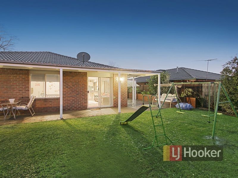 4 Hampshire Court, Rowville VIC 3178