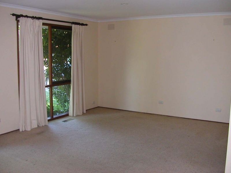 177 Dandelion Drive, Rowville VIC 3178