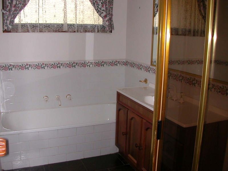 177 Dandelion Drive, Rowville VIC 3178