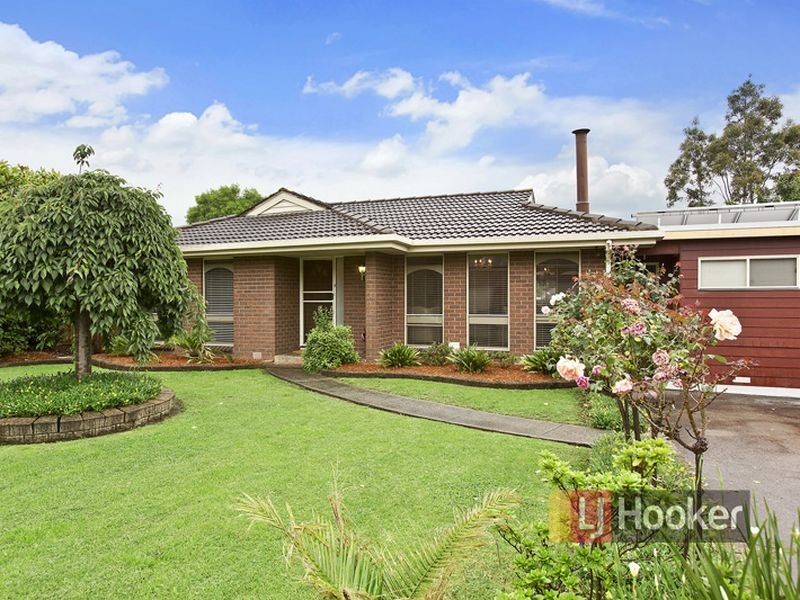 3 Loxton Avenue, Wantirna South VIC 3152