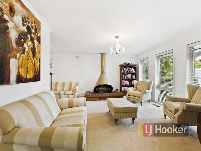 3 Loxton Avenue, Wantirna South VIC 3152