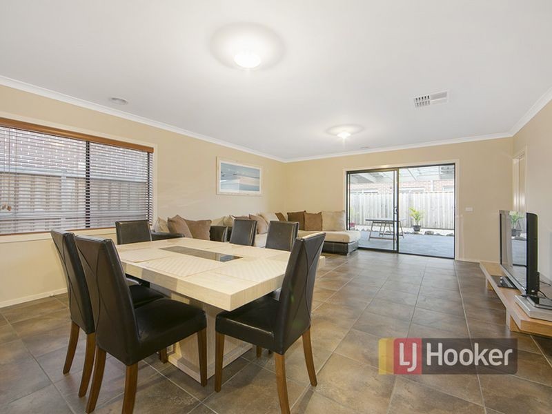 51 Somerfield Drive North, Keysborough VIC 3173