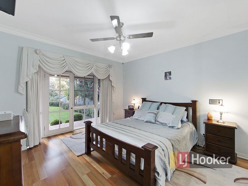 9 Timbertop Drive, Rowville VIC 3178