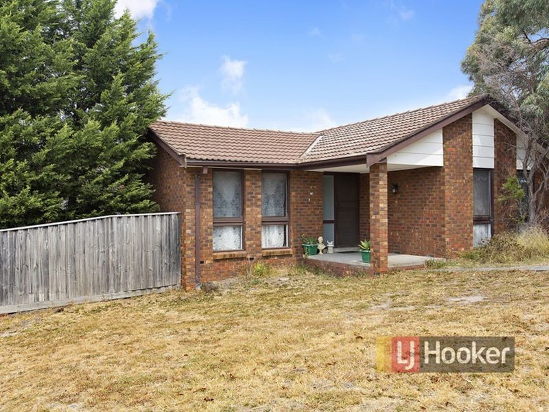 78 John Fawkner Drive, Endeavour Hills VIC 3802