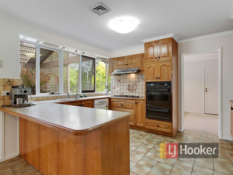 5 Gill Court, Rowville VIC 3178