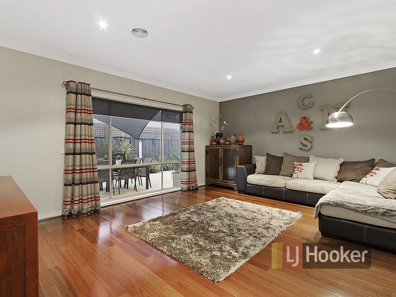 73 Jubilee Drive, Rowville VIC 3178