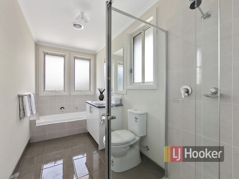 2/5 Gerang Close, Rowville VIC 3178