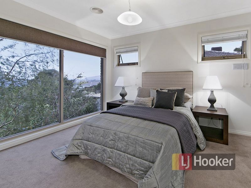 76 Major Crescent, Lysterfield VIC 3156