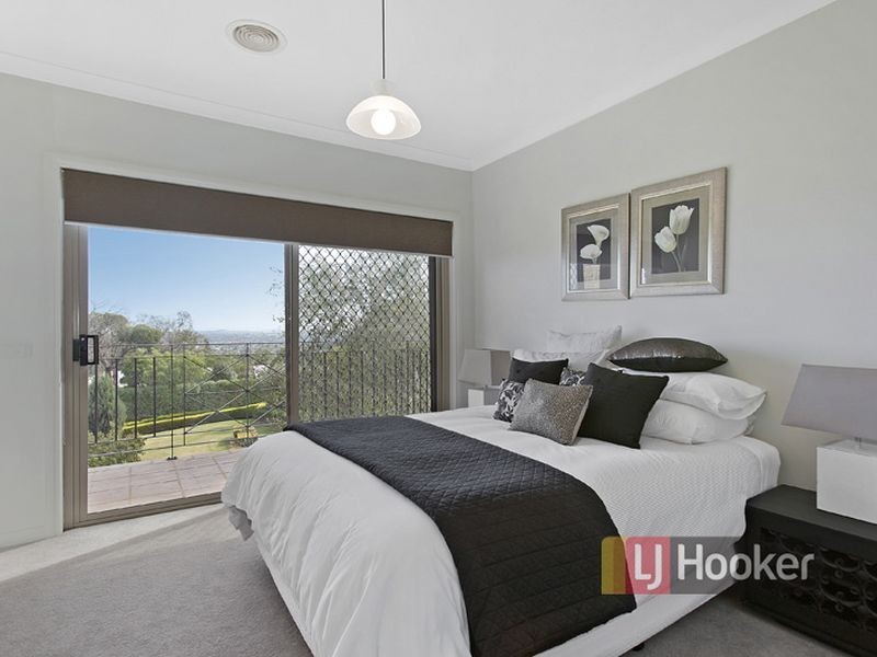 76 Major Crescent, Lysterfield VIC 3156