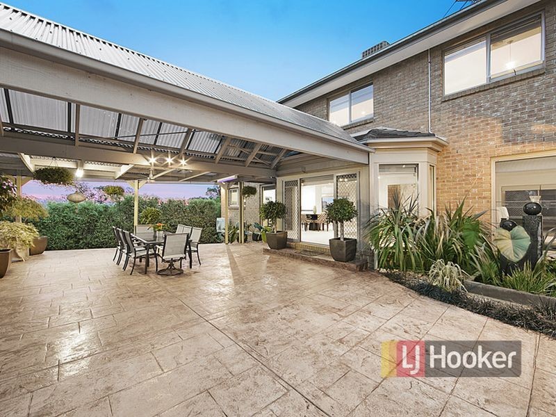76 Major Crescent, Lysterfield VIC 3156