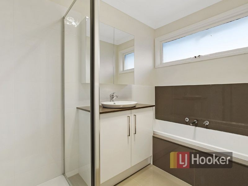 1/38 Holme Road, Ferntree Gully VIC 3156