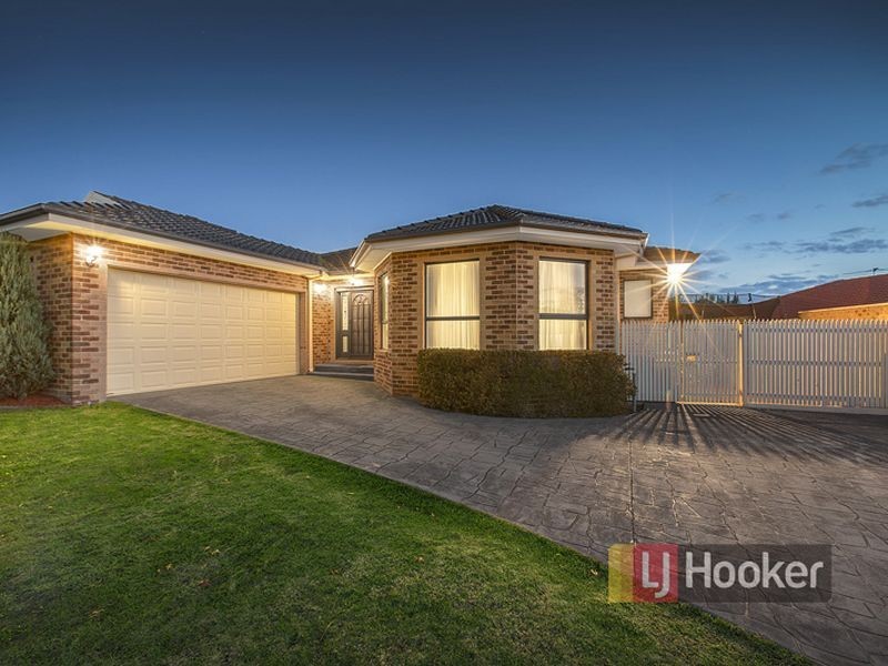 52 Kilcunda Drive, Rowville VIC 3178