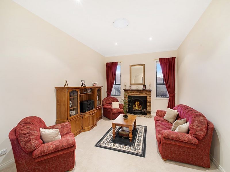 52 Kilcunda Drive, Rowville VIC 3178