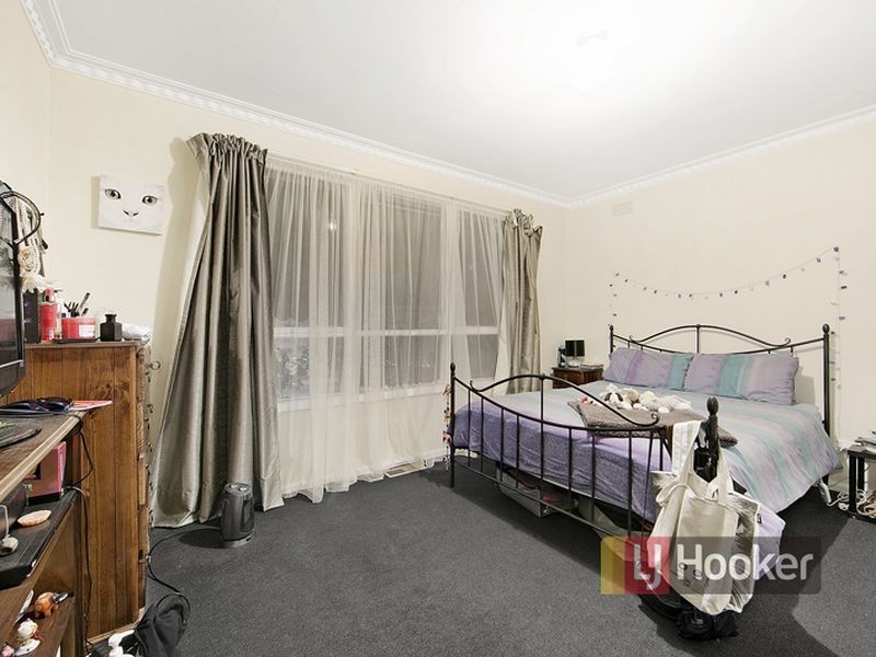 24 Ruby Street, Burwood East VIC 3151