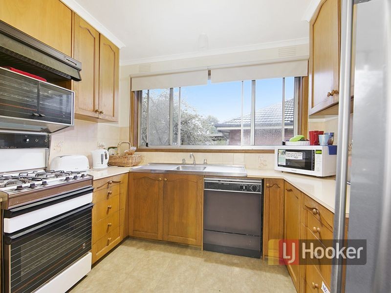 24 Ruby Street, Burwood East VIC 3151