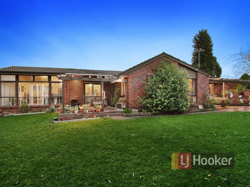 5 Deakon Court, Wantirna South VIC 3152