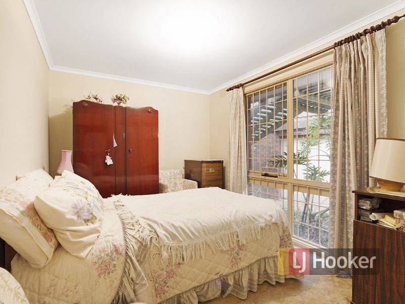 5 Deakon Court, Wantirna South VIC 3152