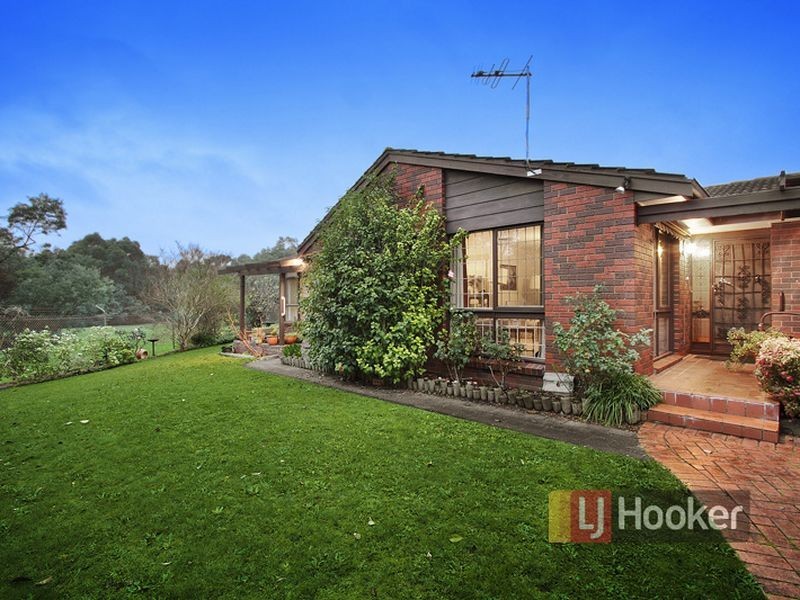 5 Deakon Court, Wantirna South VIC 3152