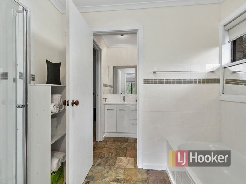 38 Eildon Parade, Rowville VIC 3178